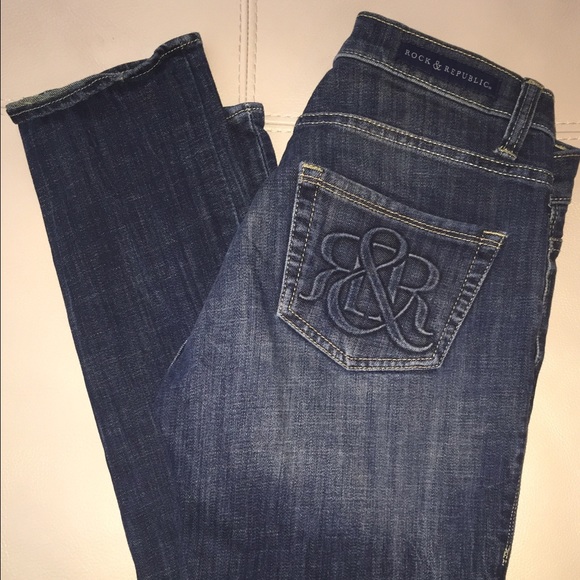 Bundle of 2 🎉Rock and Republic skinny blue jeans.