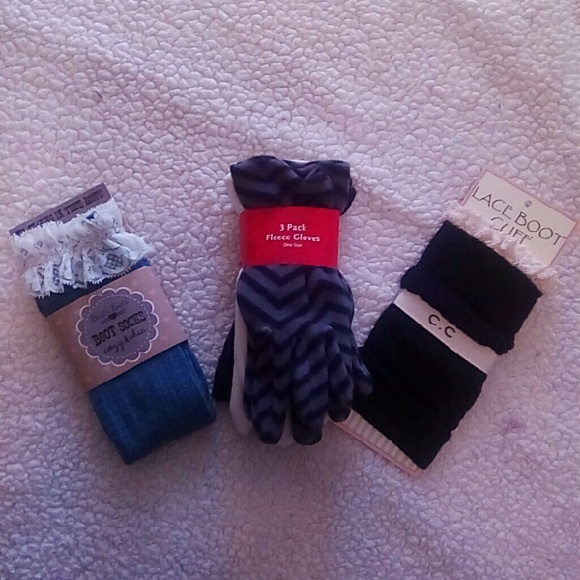 Boot sock and gloves bundle - Picture 1 of 1