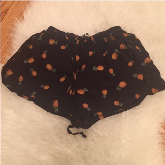 Brandy Melville shorts