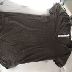 Lululemon tee shirt