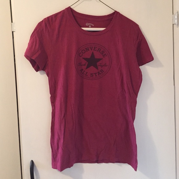 Maroon converse tee.
