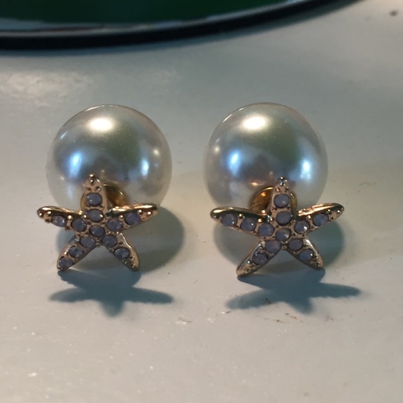 Best of Everything Jewelry - Starfish ball stud earrings