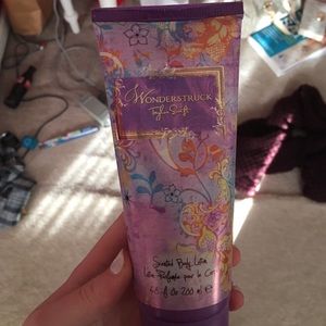 Taylor swift wonder struck lotion