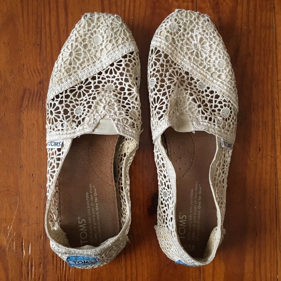 Crochet TOMS