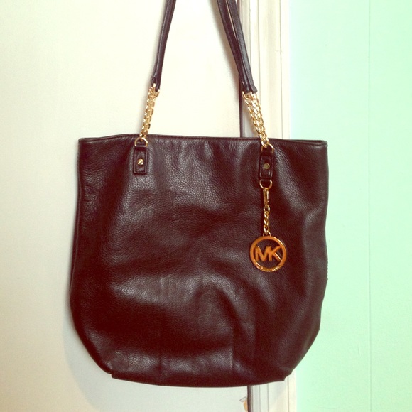 💯Authentic Black Leather MK Bag - Picture 1 of 4