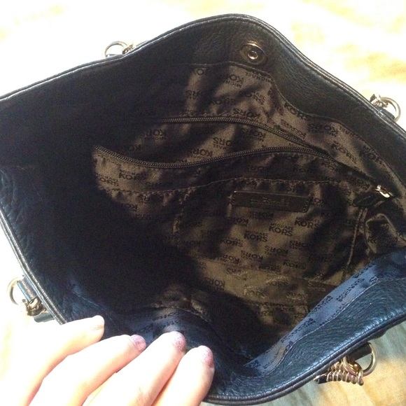 💯Authentic Black Leather MK Bag - Picture 4 of 4