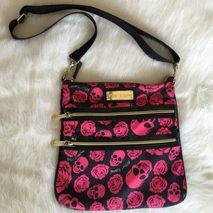 Betsey Johnson skull crossbody bag