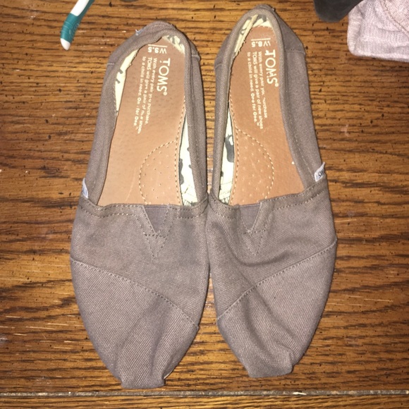 TOMS Ash Classics Canvas Women's (Gray)