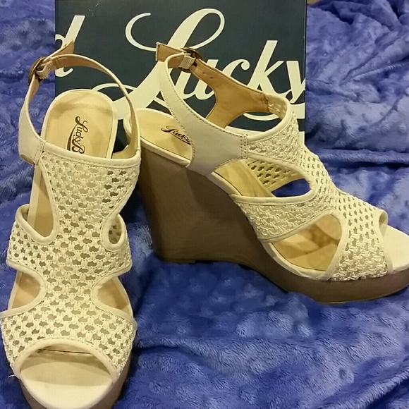 High heel sandals