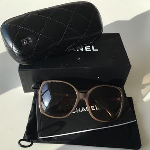 ☀️💋Chanel Sunglasses