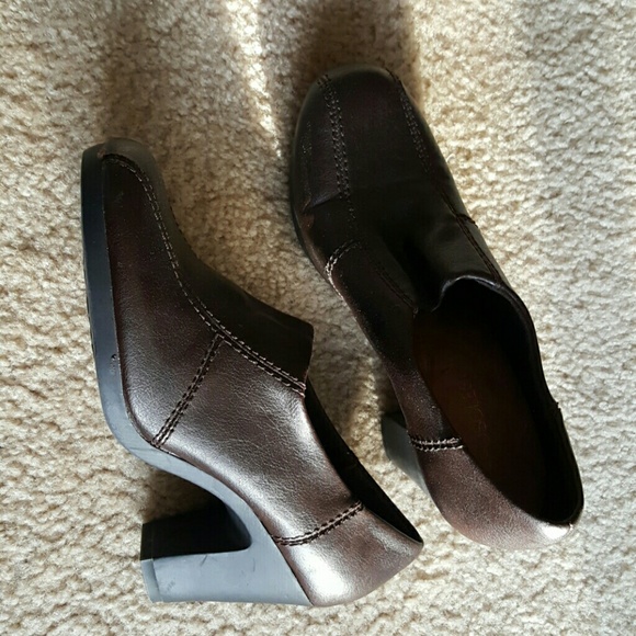 Aerosoles low heel