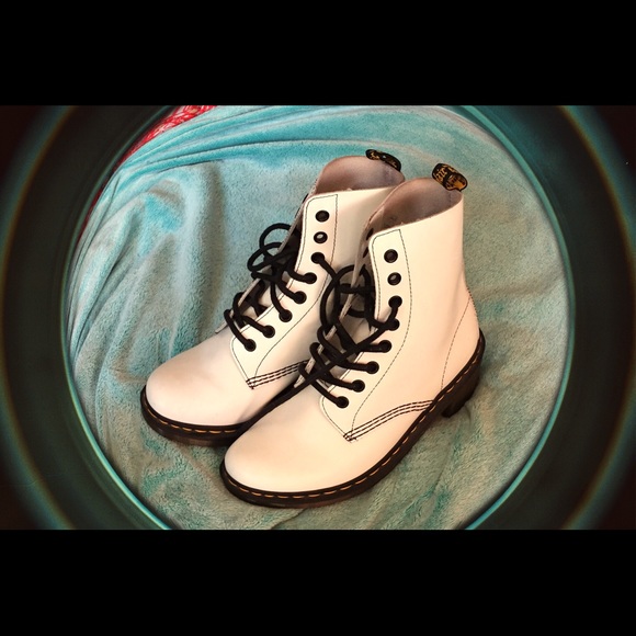 White&Black Weather Proof Dr. martens boots