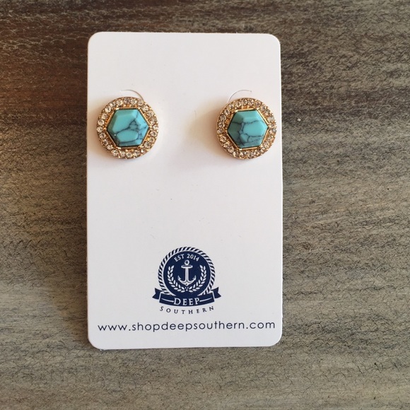 Beautiful gold, diamond and stone studs