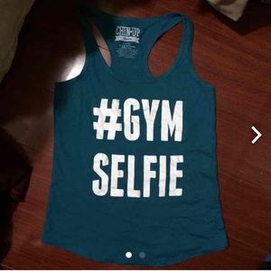 Gym selfie muscle shirt
