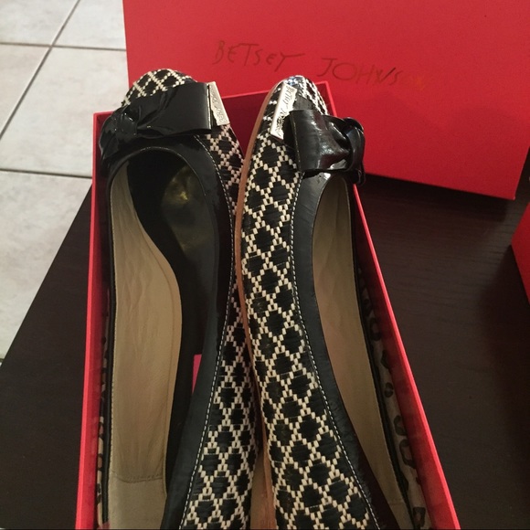 Betsey johnson shoes - Picture 4 of 4