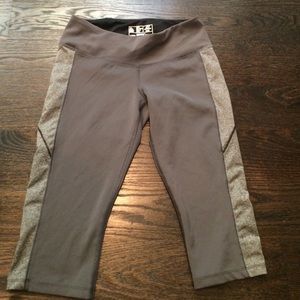 New balance cropped leggings