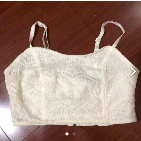 Crop top - Picture 1 of 2