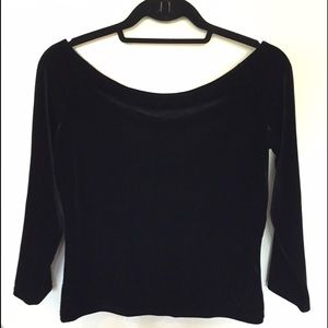 Carlisle Scoop-neck black velvet top