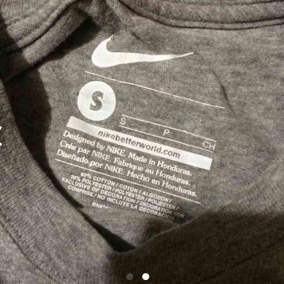 Nike grey tshirt - Picture 2 of 2