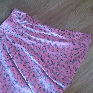 Daisy print skirt