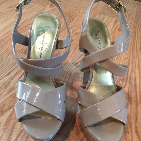 Size 8 M Jessica Simpson platform heels