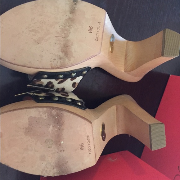 Betsey Johnson size 9 platform heels open toe - Picture 3 of 4