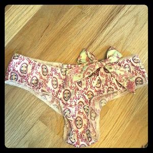 NW/oT Victoria's Secret Hipkini panties - xs