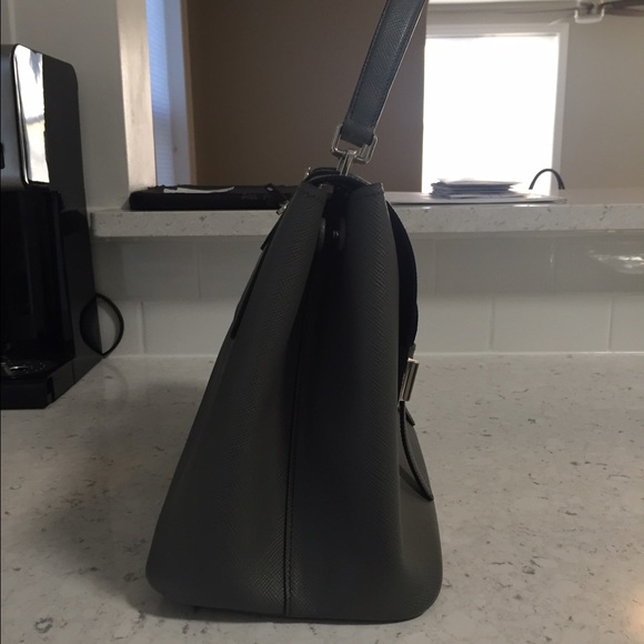 Spring/Summer 2016 Prada Runway - Picture 3 of 4