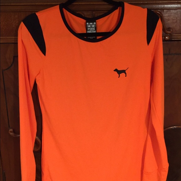 Victoria's Secret ultimate workout shirt