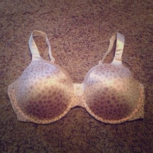 ❌SOLD❌Vanity Fair Bra 42DD Leopard Print