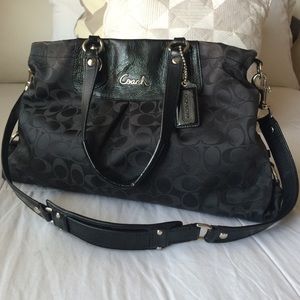 🚫🚫SOLD🚫🚫Coach Monogram Hand/Shoulder Bag