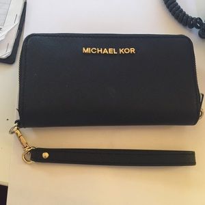 Michael Kors Wallet 💰
