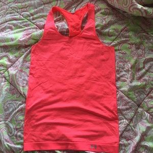 Racer back Under Armour tank