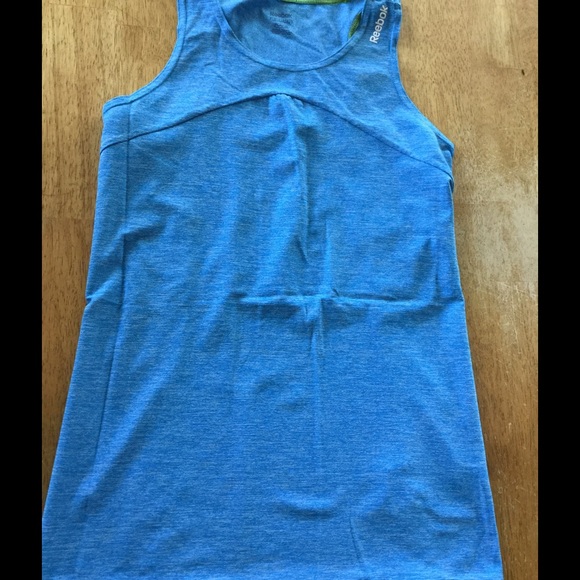 Reebok workout top