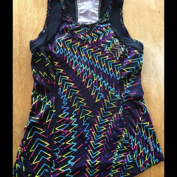 Black multi-colored workout top