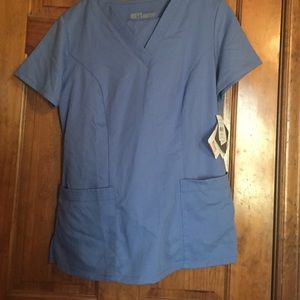 New with tags Greys anatomy scrub top an pants