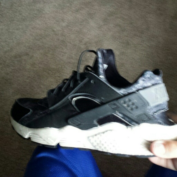 Nike huaraches