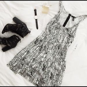NWT Aqua Brand Black/White Crackle Print Dress XS