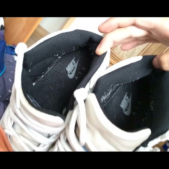 Jordan 11 Columbia 2000 RELEASE. - Picture 4 of 4