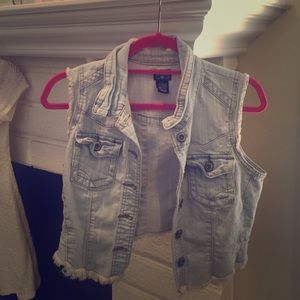 Jean jacket! Short sleeve! Worn once
