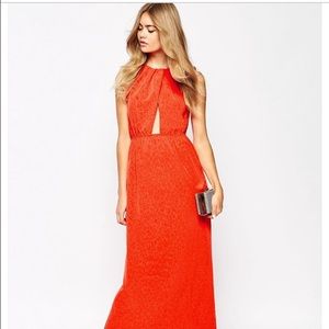 Cut out flowy maxi dress