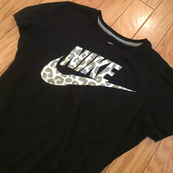 Nike tee shirt