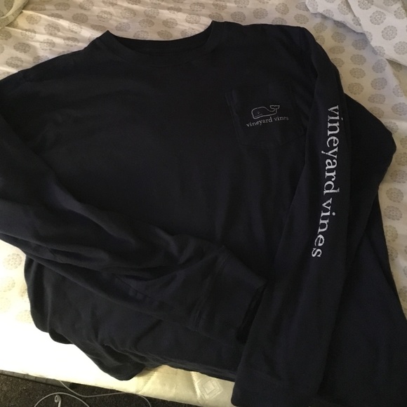 Vineyard vines long sleeve tee ON HOLD