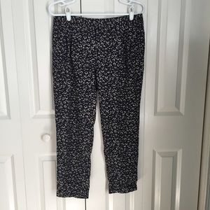 Light flowy peg pants