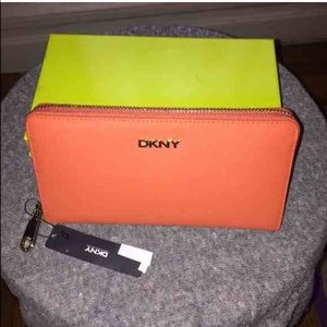 DKNY orange staffiano leather wallet NWOT