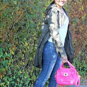 Mini Crossbody Handbag - Pink (BRAND NEW, NO TAGS)