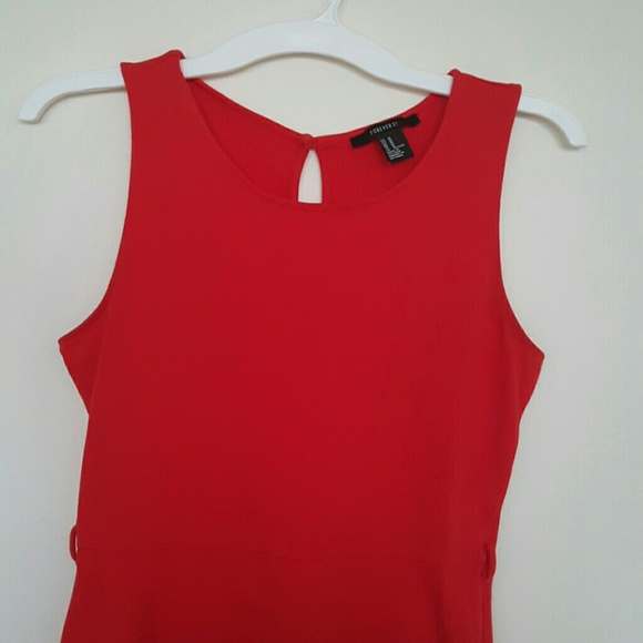 Sleeveless dress