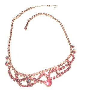 Light pink crystal necklace