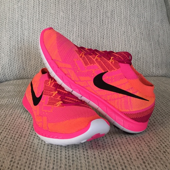Nike Shoes - Nike Free 3.0 Flyknit