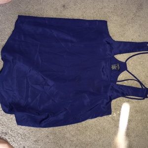 Navy tank with crossing back nwot